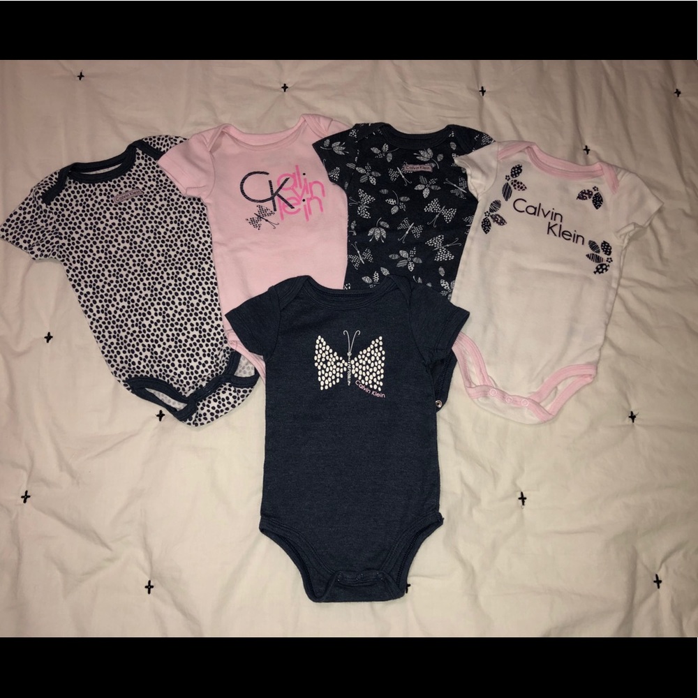 Set of Onesies!